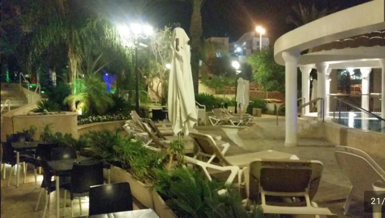 אילת De Golf Luxury Resort Apartments