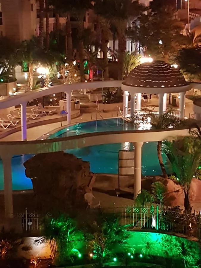 אילת De Golf Luxury Resort Apartments