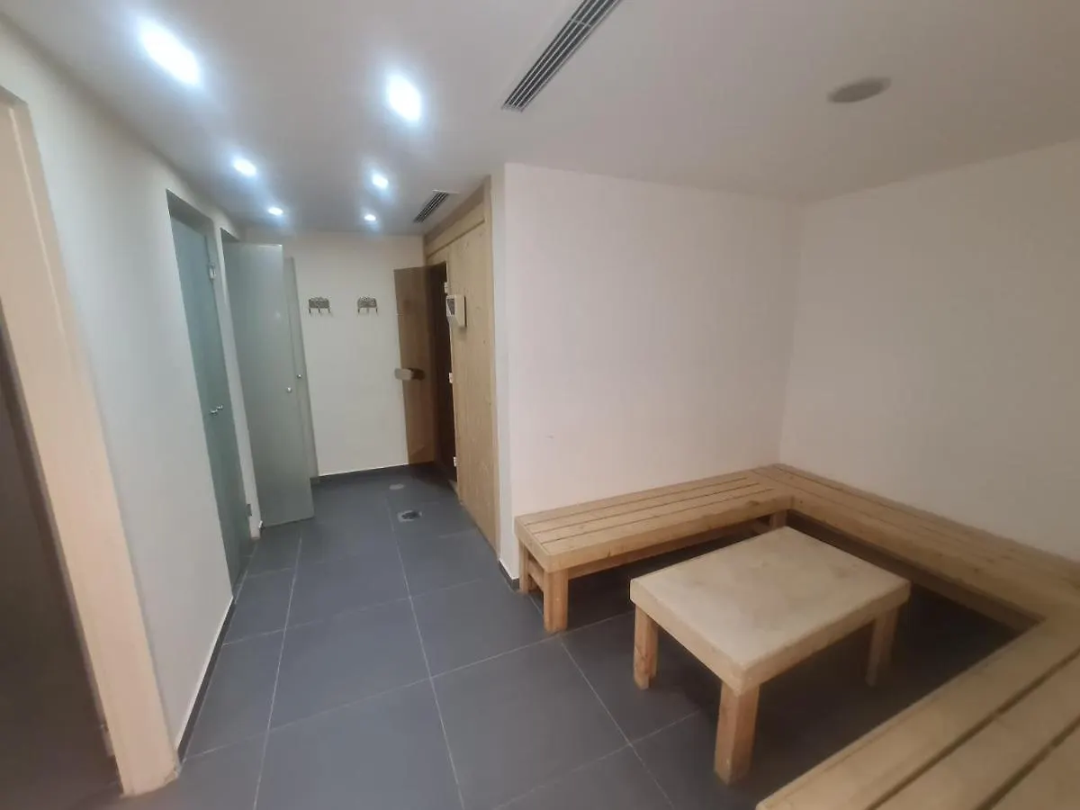 אילת De Golf Luxury Resort Apartments