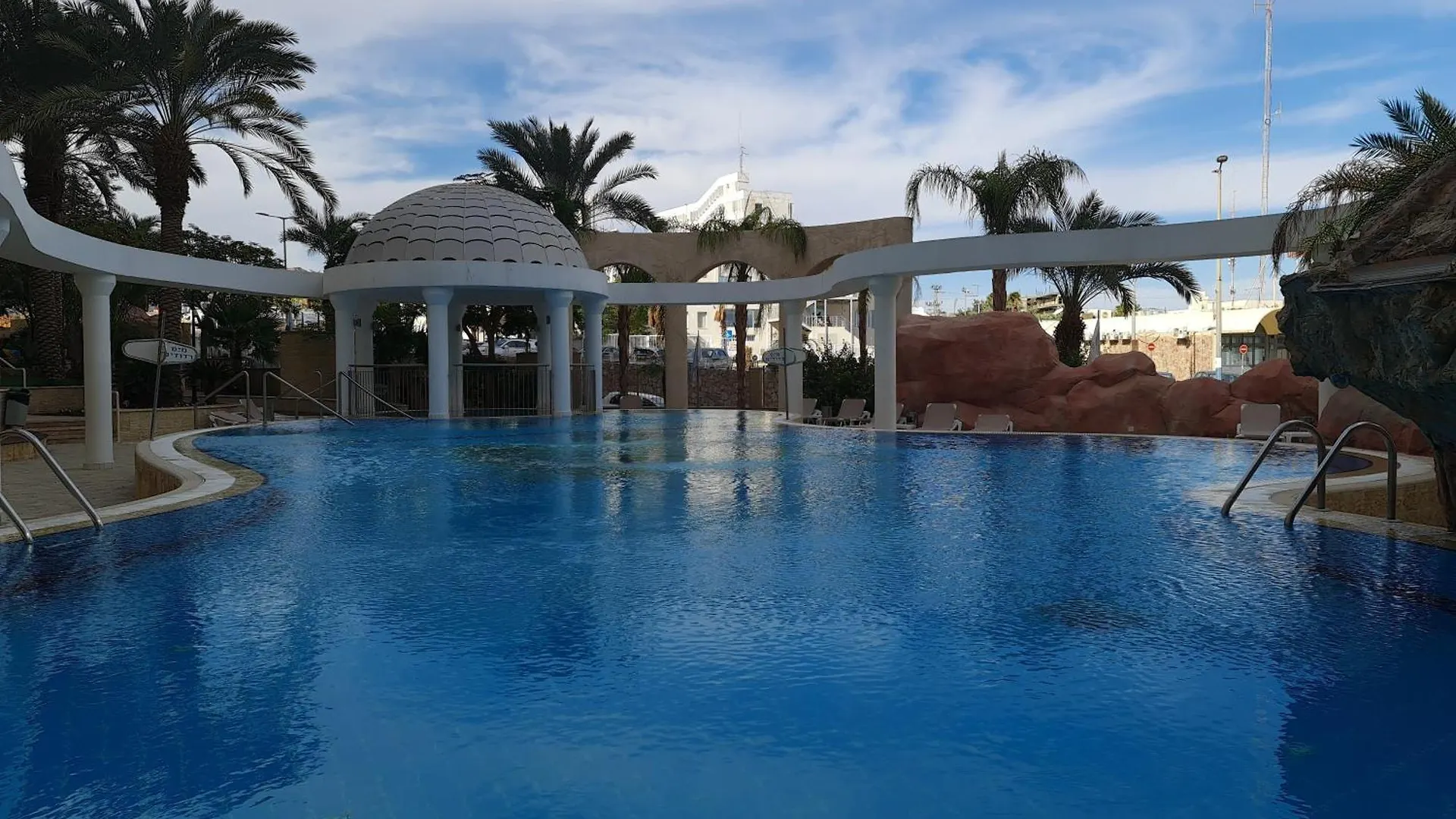 אילת De Golf Luxury Resort Apartments
